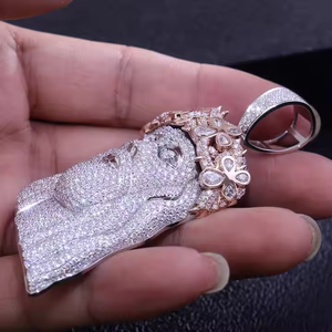 Colgante de Cabeza de Cristo Jesús de Moissanita Platino Hecho a Medida, Joyería y Dijes de Diamantes - Product Image 5
