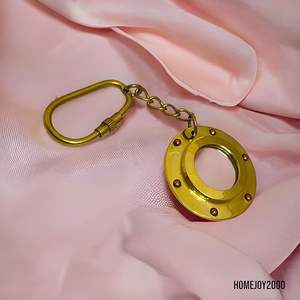 Llavero de latón de alta calidad con diseño náutico Decoración de metal vintage de moda para llaves del hogar Última tendencia de llavero - Product Image 3