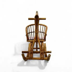 Chaise berçante pour bébé en rotin artisanal en gros avec un style animal ludique en provenance du Vietnam - Product Image 2