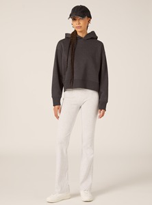 Sweat à capuche Boxy à épaules tombantes pour femmes Fournisseur Sweat à capuche en toile épaisse avec logo imprimé sur le devant pour l'hiver pour la mode de rue quotidienne - Product Image 4