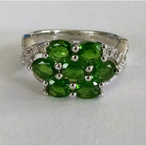 Bague en argent sterling 925 Shah Gems pour femme avec diopside chromé naturel en grappe et coupe poire pour un usage quotidien - Product Image 1