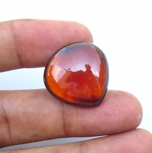 พลอยเฮสโซไนต์สีแดงธรรมชาติคุณภาพสูง ขนาด 21x20x7 มม. พลอยโกเมนแอฟริกันทรงหัวใจเรียบ 31 กะรัต - Product Image 4