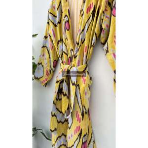 Robe kimono en velours à imprimé floral Ikat, veste longue réversible en coton avec cordon de serrage, peignoir doux pour l'automne - Product Image 3