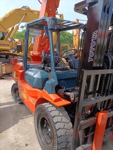 รถยกดีเซลมือสองขนาด4.5ตันรถยกของญี่ปุ่นมือสองพร้อมปั๊ม - Product Image 2