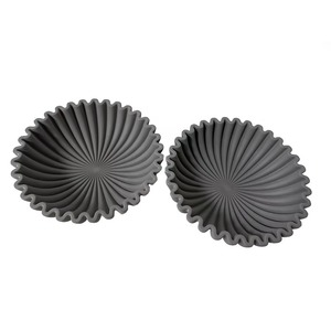 Bol décoratif noir moderne pour centre de table Décoration intérieure élégante Accent Bol à fruits Affichage contemporain pour le salon - Product Image 1