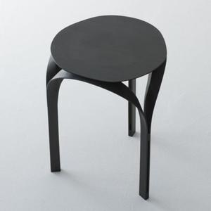 Taburete de metal asequible con construcción duradera y estilo moderno, ideal para cualquier hogar con presupuesto limitado - Product Image 6