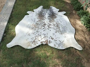 Tapis en fausse fourrure noir et blanc à imprimé animal 500g non lavable pour salon - Product Image 3