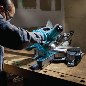Sierra Ingletadora Eléctrica Deslizante de 8-1/2 Pulgadas, Diseño Portátil para Bricolaje y Trabajos de Madera Industriales, Certificación GS - Product Image 2
