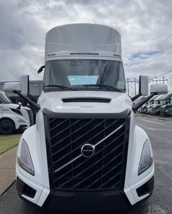 ดีที่สุด!! รถบรรทุกหัวลากมือสองปี 2022 2023 2024 Vol_VO VNL64T 300 VNL64T300 แบบมีห้องนอน ราคาสุดคุ้ม - Product Image 2