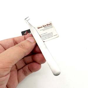 Pince à épiler fine à 90 degrés, manche uni, finition brossée mate, manche confortable et durable, pince à épiler pour cils, service OEM - Product Image 5