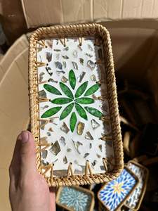 Práctica bandeja de mimbre hecha a mano en Vietnam para servir cenas familiares o organizar frutas, aperitivos, té, café en la mesa del comedor. - Product Image 5