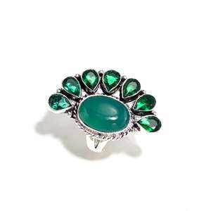 แหวนพลอยสำหรับผู้หญิงสไตล์คริสเตียนทันสมัย ประดับด้วยพลอยออนิกซ์สีเขียวและโครมไดโอไซด์ ตัวเรือนเงินแท้ 925 เหมาะสำหรับงานแต่งงานและงานหมั้น - Product Image 1