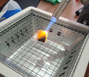 Briquettes hexagonales de longue durée pour des séances de barbecue prolongées - Product Image 5