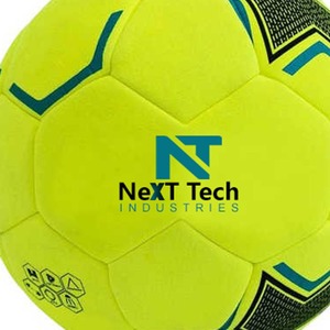 Ballon d'entraînement de football de nouveau style à des fins d'entraînement avec un design personnalisé et un logo personnalisé par Next Tech Industries - Product Image 2