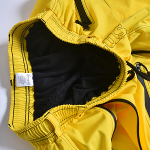 Pantalones de Nieve Impermeables y Cortavientos de Alto Rendimiento, Color Amarillo, Talla Grande, Secado Rápido, Forro Cálido, Cintura Ajustable, Múltiples Bolsillos con Cremallera - Product Image 4
