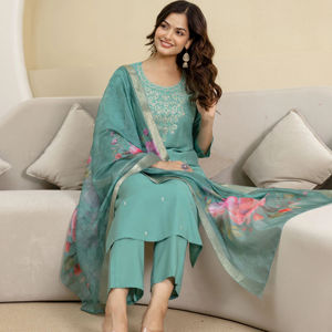 Trendmalls Ensemble de costumes ethniques Salwar en velours brodé pour femmes pour les occasions de fête Protection solaire anti-humidité (G372-Turquoise) - Product Image 1