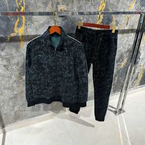 Conjunto Deportivo Casual para Hombre, Transpirable, Ligero, Elástico en Cuatro Direcciones, Antibacteriano, Chaqueta y Pantalones Jogger - Product Image 1