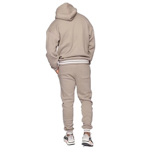 Combinaison de jogging Tech en polaire personnalisée de qualité supérieure taille XL vêtements de sport de gymnastique légers et respirants survêtement à rayures unies - Product Image 3