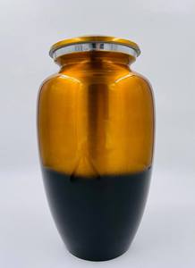 Urna de cremación floral Acabado en bronce Urna grande Hoja de Laurel Urnas de latón macizo con bolsa de terciopelo gratis - Product Image 2