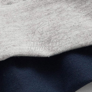 Sudaderas con Capucha para Mujer, Diseño Personalizado con Logotipo Frontal, Corte Ajustado, Tela de Algodón y Poliéster - Product Image 6