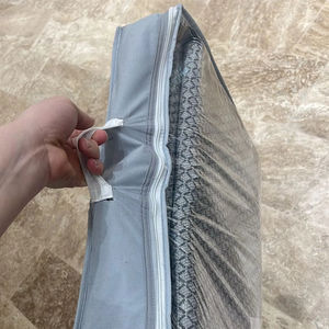 Fine Notre tapis apportera une combinaison de style et de confort à votre tapis de maison produit par Goldenmoon tapis en coton noué à la main - Product Image 1