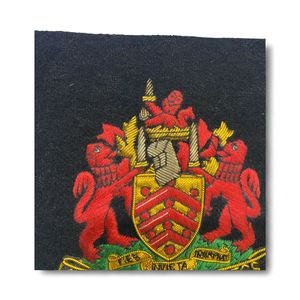 Gloucester Rugby envisage de changer le badge du club en gros badge de broderie à la main personnalisé - Product Image 3