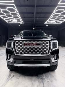 MINT 2021 Yukon Denali Premium 4x4 Motor 6.2 V8 - Product Image 2