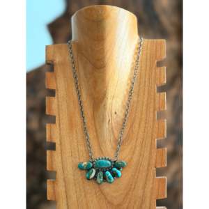 Collier en turquoise naturelle de Royston et argent sterling avec grappe de fleurs Lorenzo Juan – Cadeau - Product Image 1