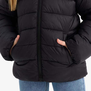 Blouson bombardier rembourré pour filles, col zippé, remplissage en polyester, poches latérales chaudes isolées, coupe élégante conçue pour l'hiver, couleur unie - Product Image 4