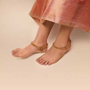 Bijoux de pied bohèmes pour mariage, plaqué or, en alliage de cuivre, perles Payal avec strass et chaînes à clochettes - Product Image 2