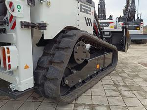 NOUVEAU HMK 62T 5.28T Mini Chargeuse-pelleteuse sur chenilles 65,2 CV Diesel Turbo Hydraulique 60 L/min Chargeuse 0,45 m³ et Pelleteuse 0,06 m³ - Product Image 2