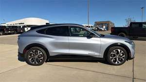 Nouveau 2022 pour Mustang Mach-E Premium Manuel Gauche R16 Toit en métal foncé Porte-bagages Caméra arrière À VENDRE - Product Image 6