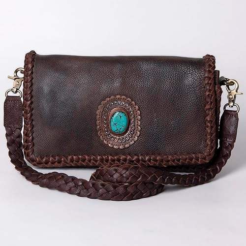 สีน้ำตาลเข้ม