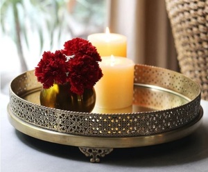 Fournisseur de Haute Qualité Nouveau Plateau de Service Fantaisie en Acier Inoxydable Dessus de Table Unique Plateau de Nourriture Fantaisie Fait Main en Acier Inoxydable - Product Image 5