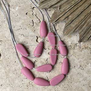 สร้อยคอเครื่องประดับแฟชั่นทันสมัยมีหลายสีสร้อยคอลูกปัดเรซินดีไซน์ทันสมัยปรับแต่งได้ใหม่ - Product Image 3