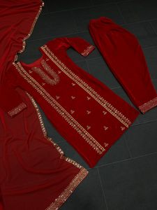 Terciopelo pesado con trabajo de bordado y traje de trabajo de piedra para bodas y ocasiones especiales Producto a granel - Product Image 6