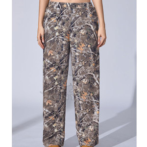 Pantalones Deportivos con Estampado de Camuflaje, Diseño de Jungla y Ajuste Cómodo para un Estilo Informal - Product Image 4