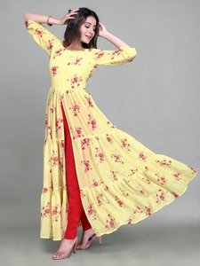 Robe Anarkali style tendance pour les fêtes, 4 couleurs, en georgette avec broderie et travail de codage, avec dupatta par Royal Export - Product Image 4
