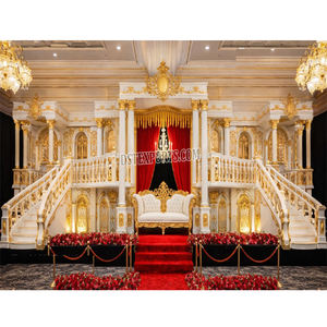 Escenario de Fibra con Temática de Castillo Grande para Bodas, Escenario de Cuatro Pilares para Bodas Asiáticas en Canadá, Último Diseño de Escenario Tallado en Oro en Virginia - Product Image 1