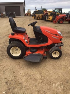 เครื่องตัดหญ้าแบบนั่งขับ KUBOTA รุ่น GR2120 ปี 2025 ยอดขายดีที่สุด พร้อมถุงเก็บหญ้า - Product Image 2