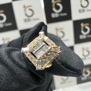 Pendientes de botón clásicos de oro macizo de 14K con diamante cultivado en laboratorio de corte cojín, certificados por IGI, para mujer - Product Image 1