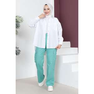 Pantalon cargo décontracté pour femme à taille élastique, coupe large, longueur genou, avec design froissé léger et respirant - Product Image 6