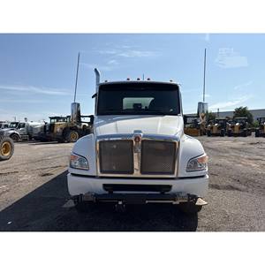 Camión Cisterna Kenworth T480 2025 en Nueva Condición - Product Image 2