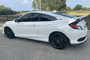HONDA CIVIC SI COUPE 2020 EXTREMEMENT PROPRE, BOÎTE DE VITESSES MANUELLE 6 VITESSES, PRÊT À ÊTRE EXPÉDIÉ - Product Image 2