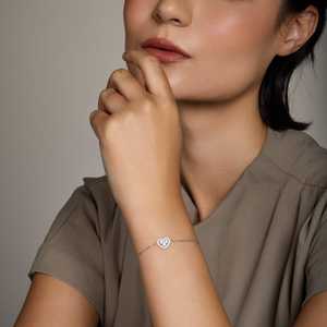 Bracelet tennis en or 18 carats plaqué rhodium avec pendentif cœur pour femme - Product Image 3