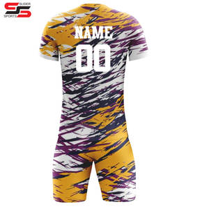 Vente en gros de l'uniforme de football 100% polyester jaune/noir, col en V, demi-manches avec logo personnalisé, uniforme de football - Product Image 4
