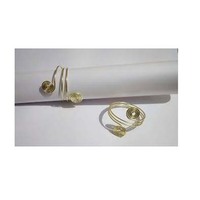 Décoration Quotidienne Pas Cher Anneaux de Serviette en Métal à Motif Rond Doré Antique Demi Lune Rond de Serviette au Design Laser pour la Décoration de Table