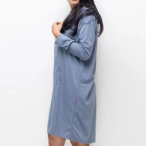 เสื้อฮู้ดดี้แขนยาวคอเต่าแบบซิป ดีไซน์ล่าสุดสำหรับฤดูหนาว สไตล์ลำลอง เรียบง่าย ผ้าฟลีซคุณภาพสูง รับสกรีนโลโก้ - Product Image 4