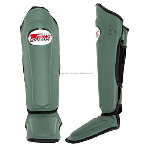 Espinilleras de boxeo de cuero genuino hechas a medida Nuevo diseño con logotipo Protección para adultos Espinilleras OEM Logotipo personalizado Espinilleras deportivas - Product Image 1