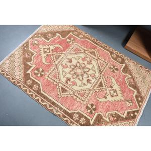 Turkish Rug, Accent 3.5x5.1 ft Vintage Rug, <b>Red</b> Ombr <b>Wool</b> Rug - Product Image 4